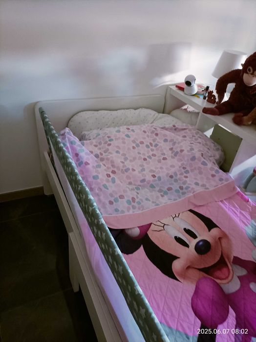 Cama slakt (modelo íkea) extensível com estrado com ripas e colchao