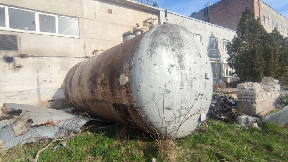 Ёмкость биметаллическая,нержавейка,ресивер,воздухосборник 25м.куб.