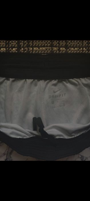 Nike swoosh (мраморний колір)