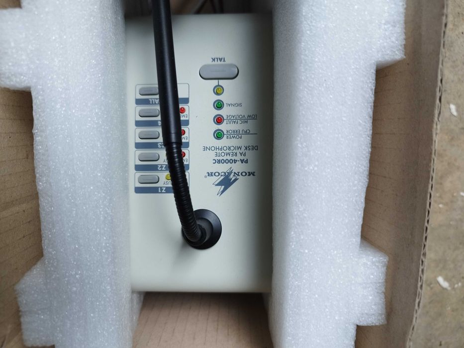 Mikrofon pulpitowy Monacor ECM-300 oraz PA-1200RC