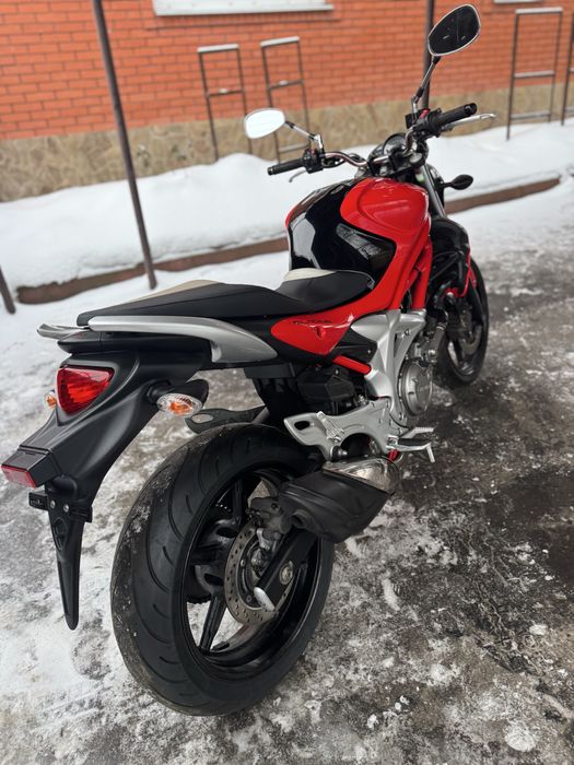 Сузуки Гладиус Suzuki Gladius 400 ABS