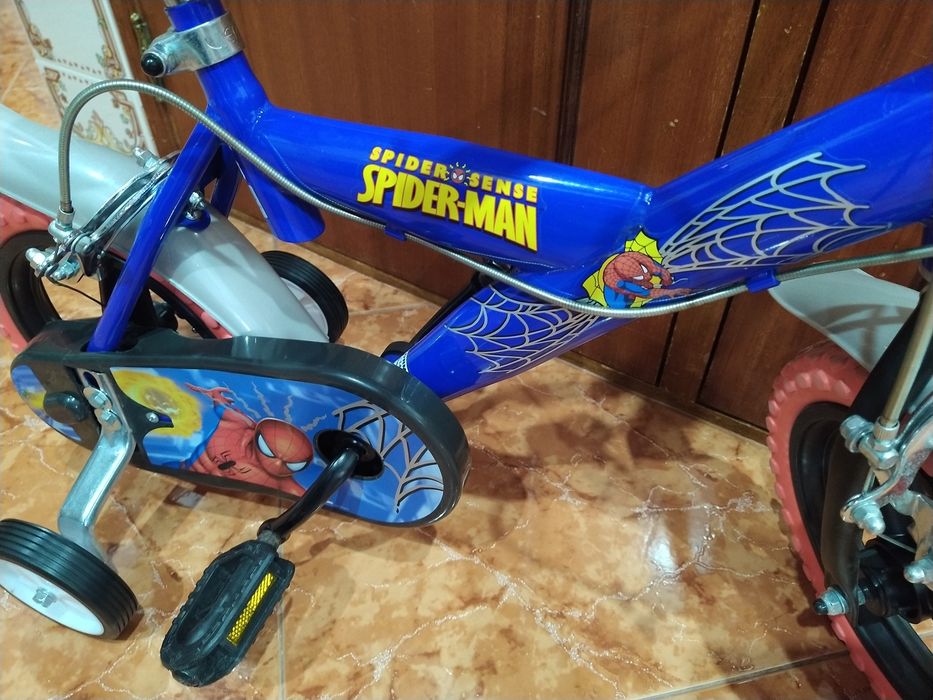 Bicicleta infantil homem-aranha 12" triciclo trotinete skate patins casa quarto apartamento vivenda escritório gabinete carro cozinha.