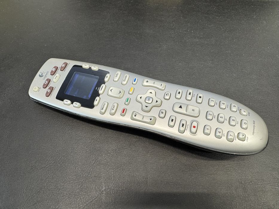 Logitech Harmony 600 pilot uniwersalny