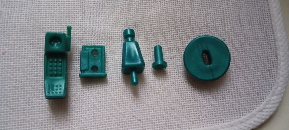 Peças reposição para carro da Barbie Cabriolet verde 1999.