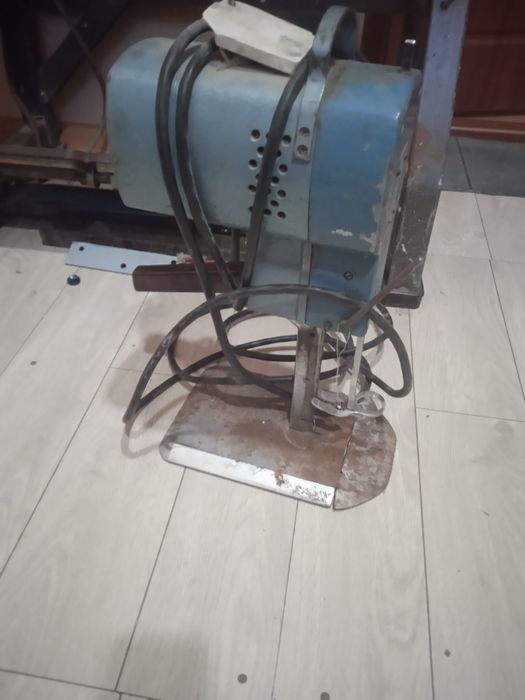 Раскройный нож для ткани