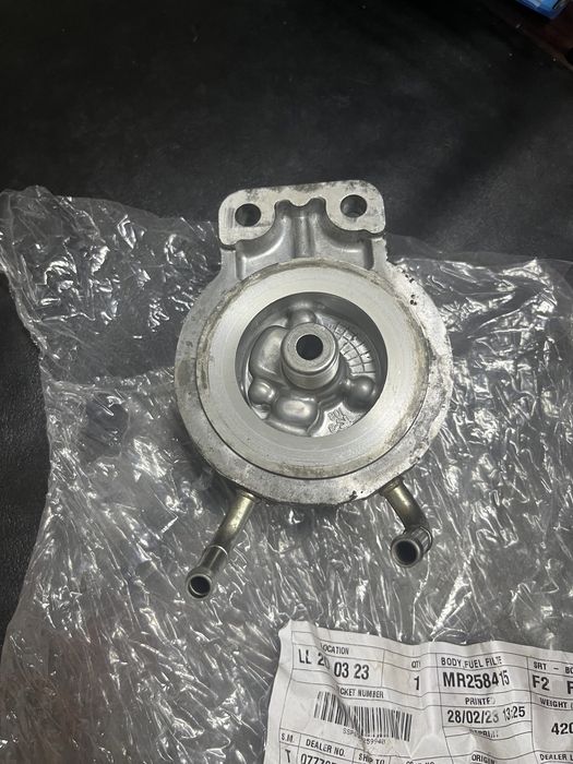 VENDO Corpo Filtro de Combustível p/ Mitsubishi Pajero 2800