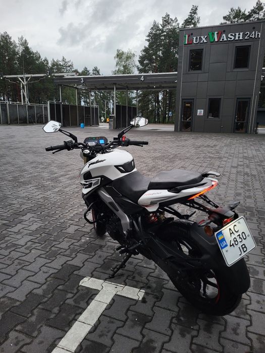 Bajaj pulsar ns 400z