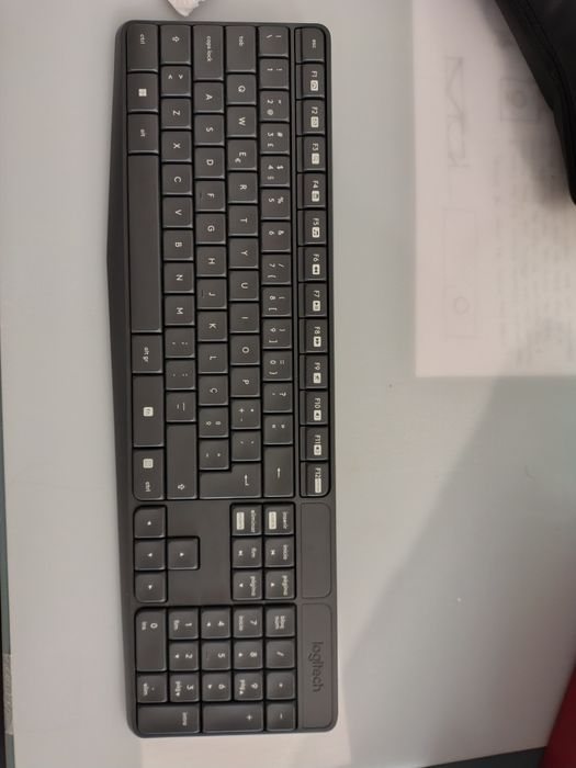 Teclado PT c/ rato sem fio