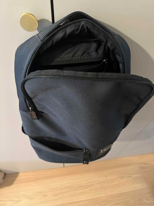 Plecak Lexon Track – na laptopa, USB, czarny, stan bardzo dobry
