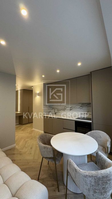 Квартира в центрі! ЖК Центральний Преміум! Парк Дубки!