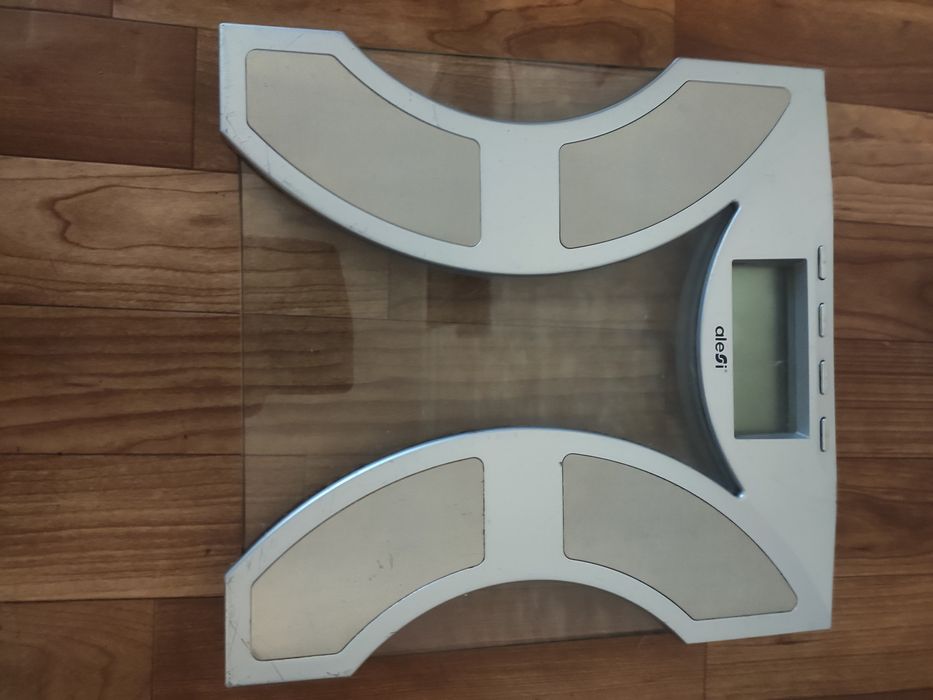 Вага напольна alesi