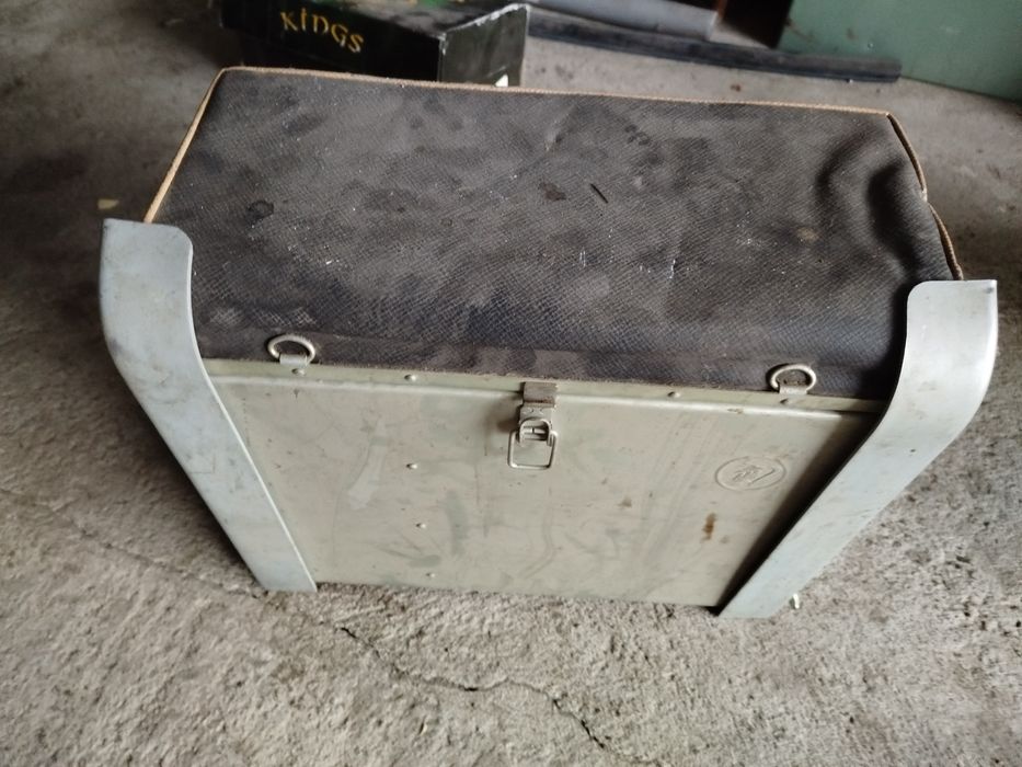 Ящик алюмінієвий для риболовлі