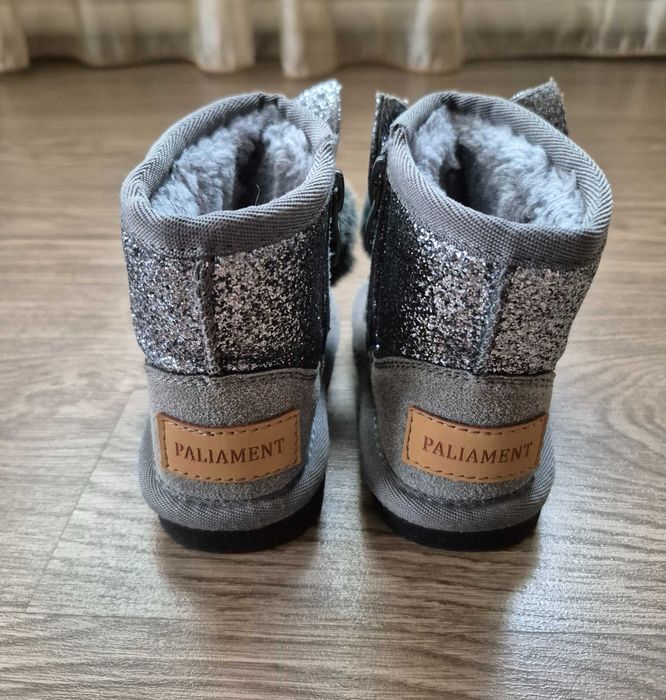 Продам дитячий одяг