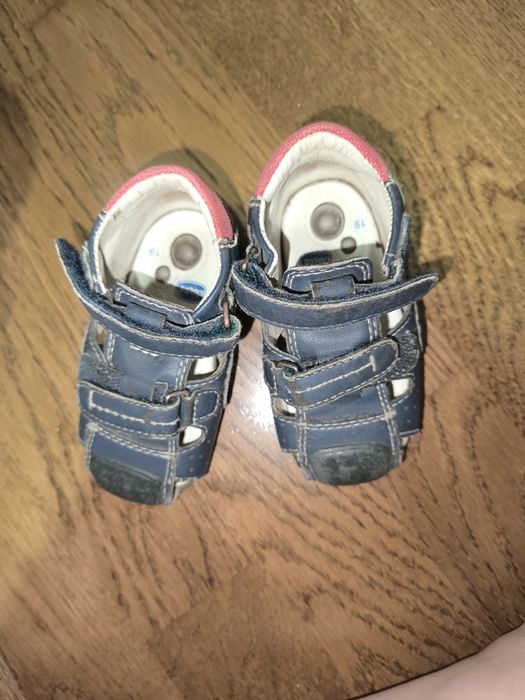 Босоніжки Chicco 19p