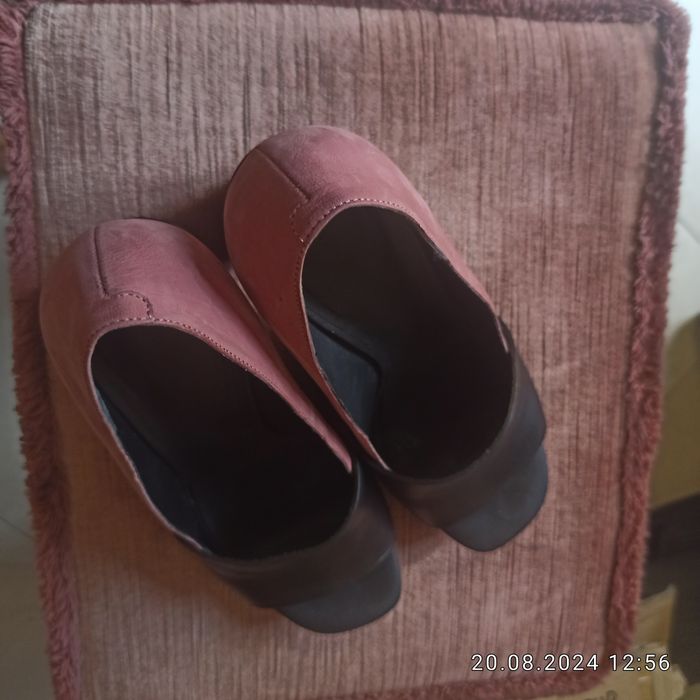 Buty other stories