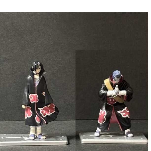 Bandai Naruto Ninja Figure Collection - Akatsuki Itachi Uchiha & Kisame Hoshigaki Used