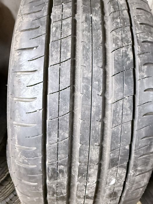 Шини літні 225/50/18 Dunlop