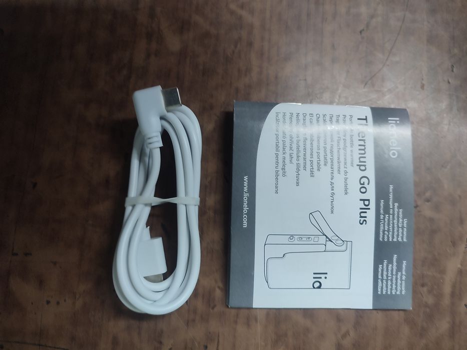 Підігрівав "Lionelo" для бутилочки з дитячим харчуванням