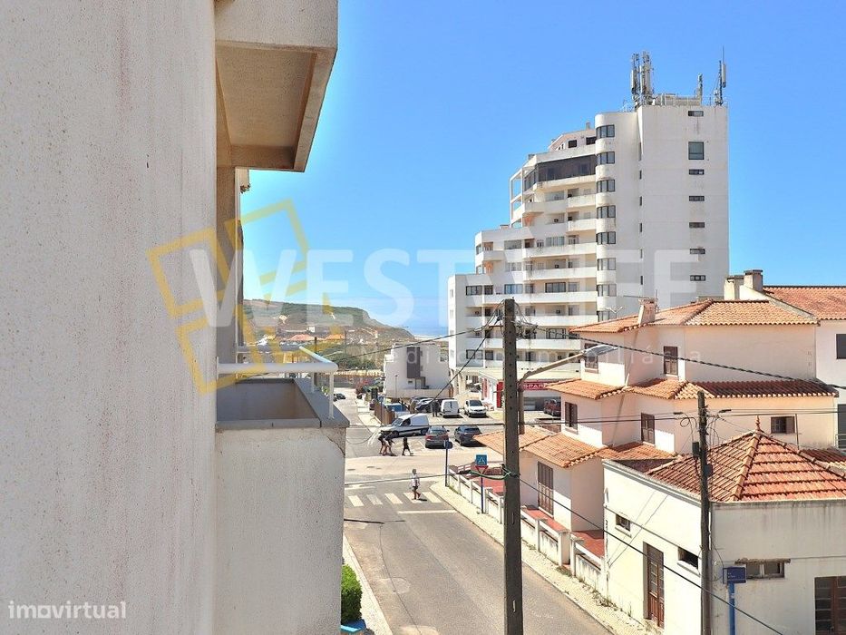 Apartamento T2+1 Totalmente Remodelado com VISTA MAR - a apenas 3 m...