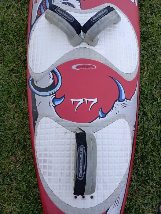 Prancha de windsurf Starboard 77 L
