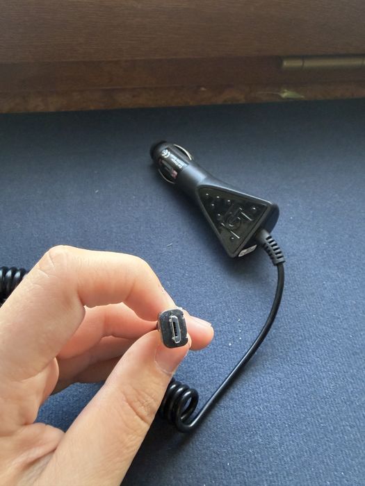 Ladowarki do auta usb b