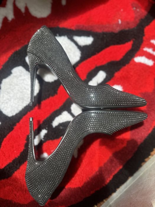 Стилтные туфли  размер 37