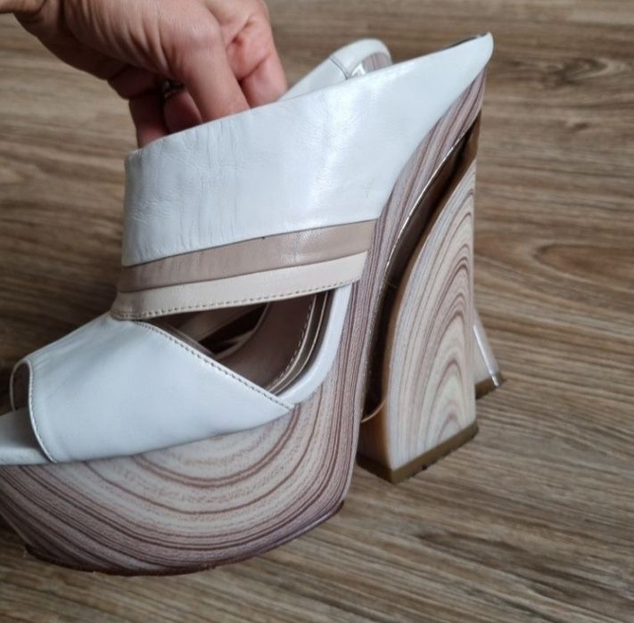 Босоніжки шкіра 37 р