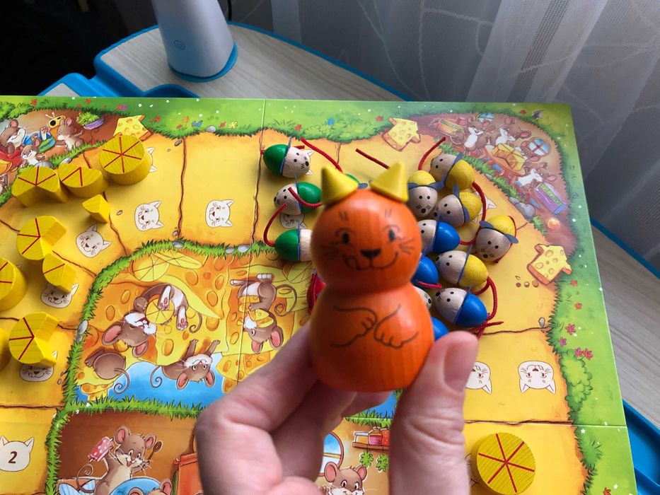 Jogo de tabuleiro em madeira