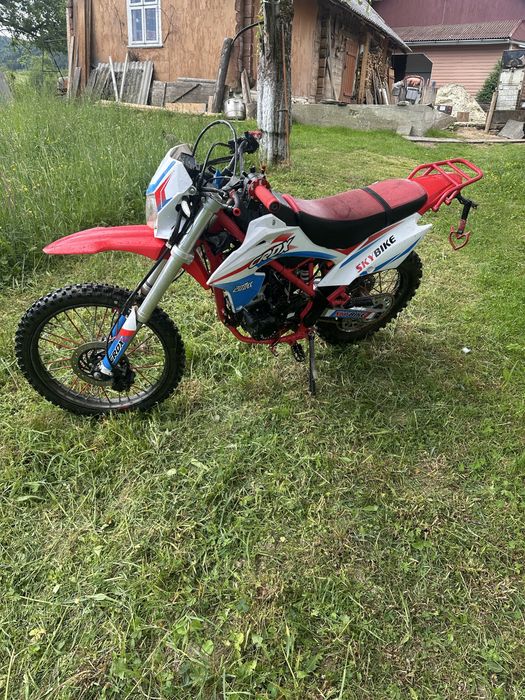 Sky bike CRDX 200