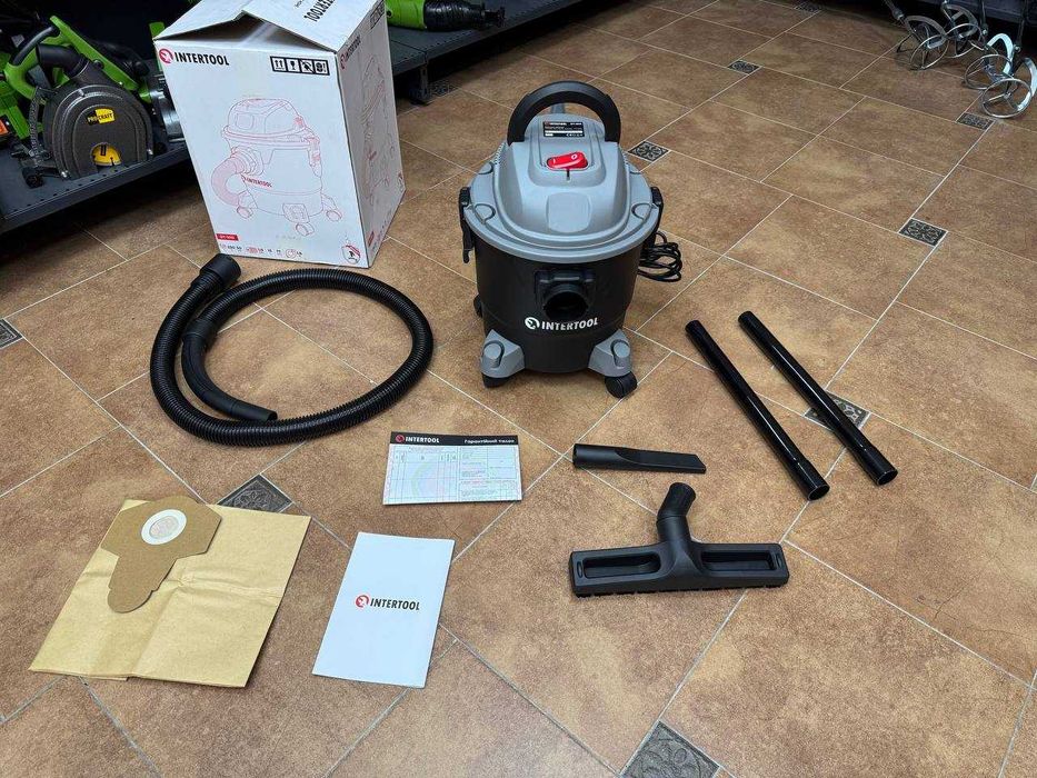 Будівельний Пилосос INTERTOOL  1.0 кВт, бак 15 л. Довгий шнур та шланг