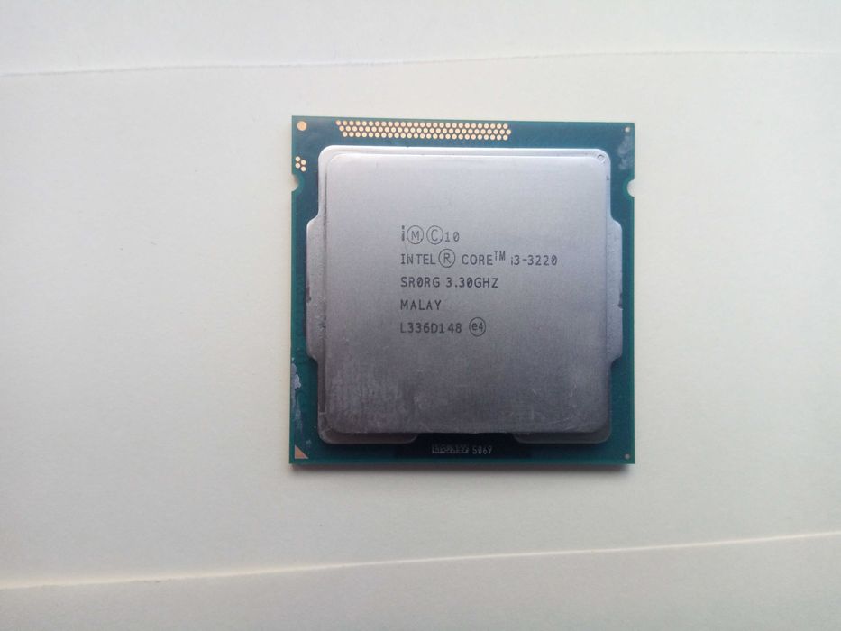 Процесор  i3 3220   I3 3240
