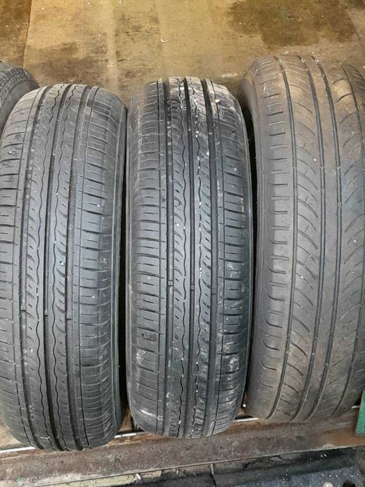 Шини 175 на 70 на 13 ціна 1000грн за одну