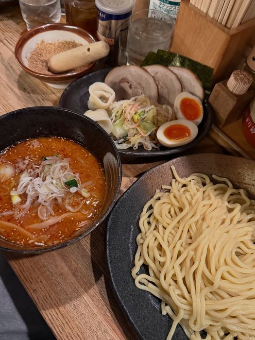 Онлайн собеседница на час - можете поныть, сплетничать и т.д БЕЗ ВИДЕО