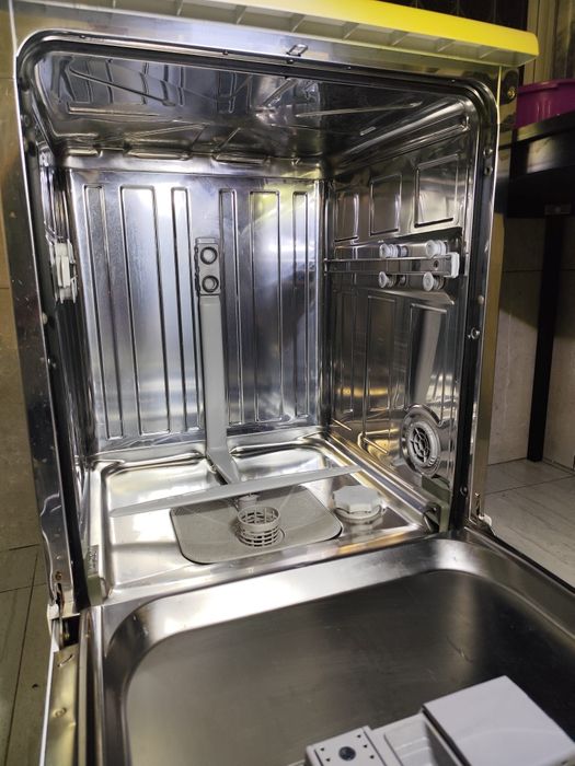 Máquina de lavar loiça Candy