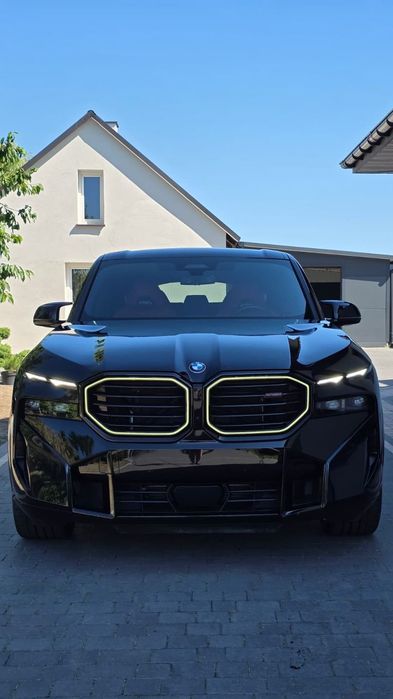 BMW XM