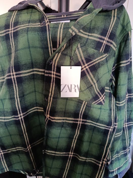 Casaco/ camisa com capuz Zara