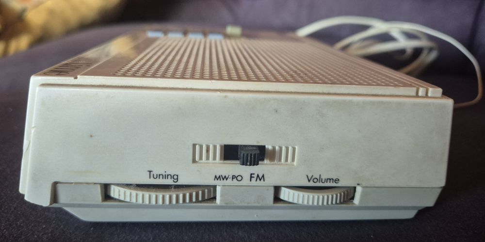 Radiobudzik PHILIPS D 3240/02