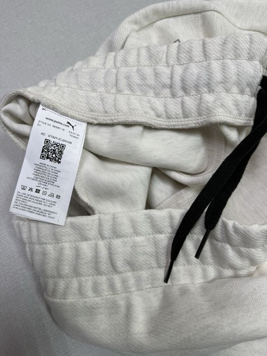 Оригінальний спортивний костюм від Puma. Новий.