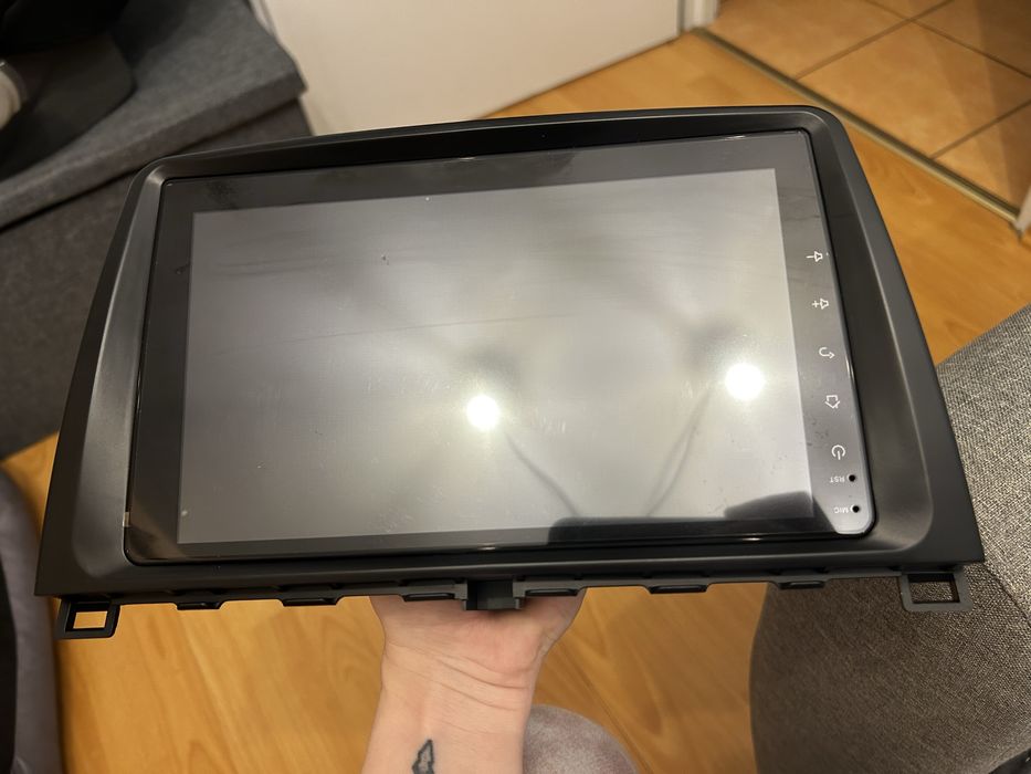 Radioodtwarzacz samochodowy