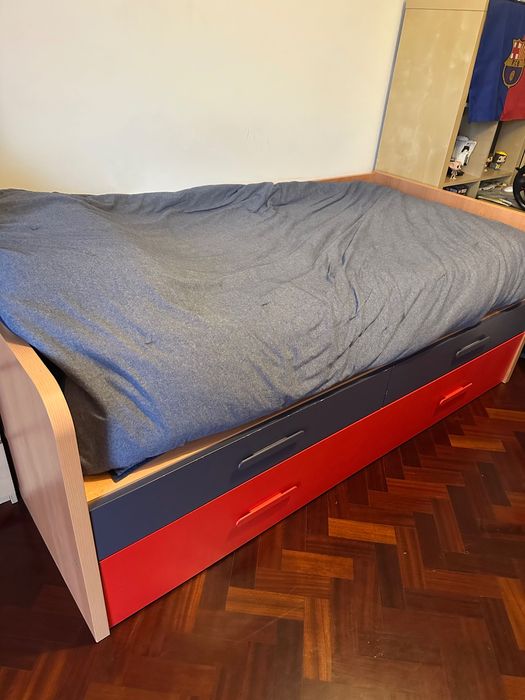 Cama Criança, madeira maciça