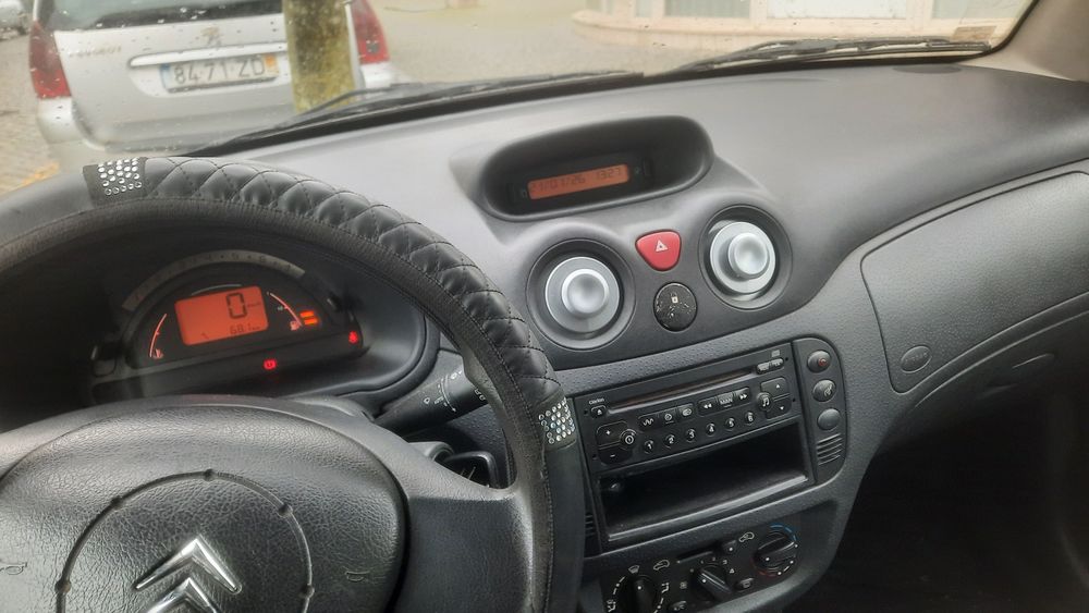 Citroën c3 2004 sem problemas.