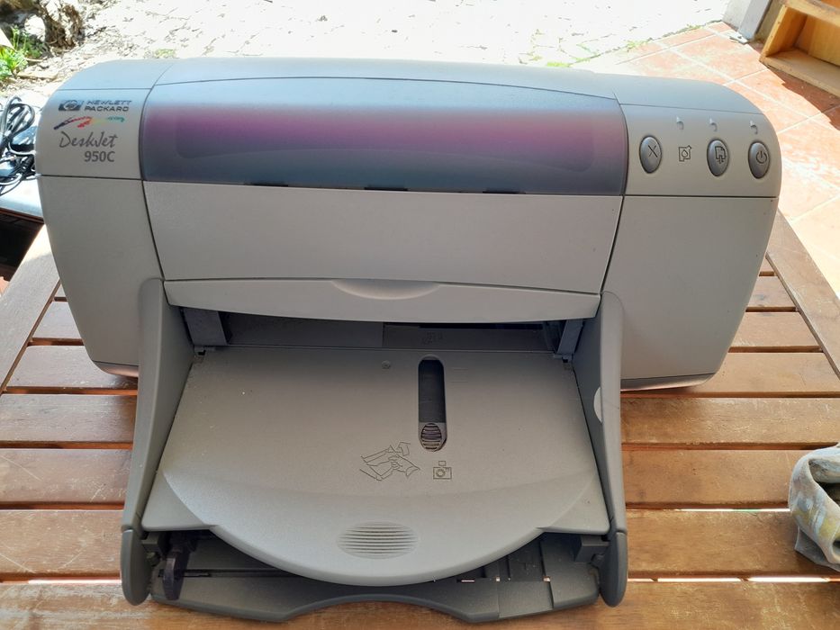 4 impressoras HP e 1 samsung