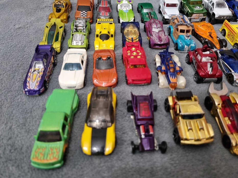 Zestaw samochodzików Hot Wheels Jak nowe!