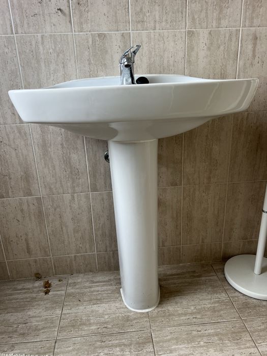 Lavatório Roca com coluna