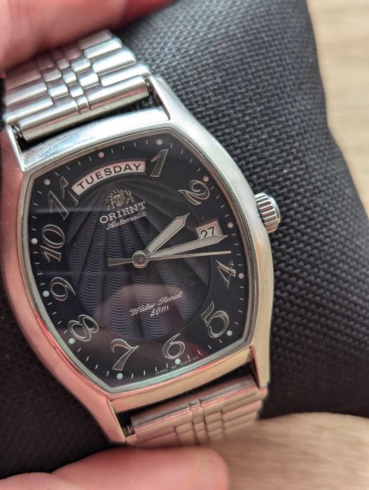 Мужские механические часы Orient с гильошированным циферблатом