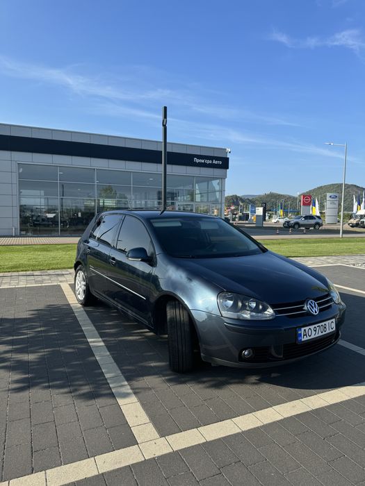 Volkswagen golf 5