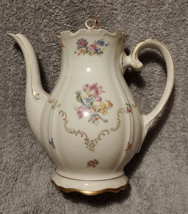 Фарфоровый кувшин (чайник, кофейник), роспись позолота,"VEB R", Герман