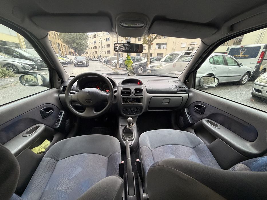 Renault clio 1.2cc ano 99
