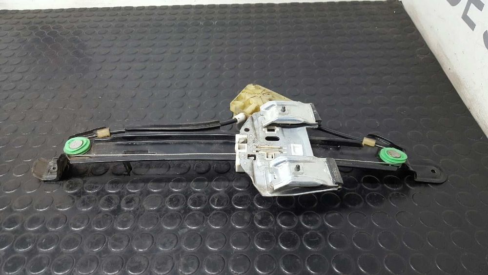 ELEVADOR TRASEIRO ESQUERDO SEAT LEON (1P1) FR 1