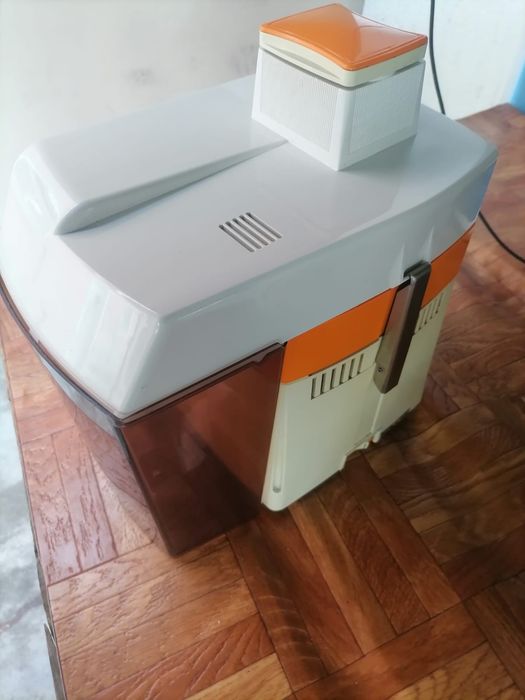 Máquina de fazer sumos Moulinex